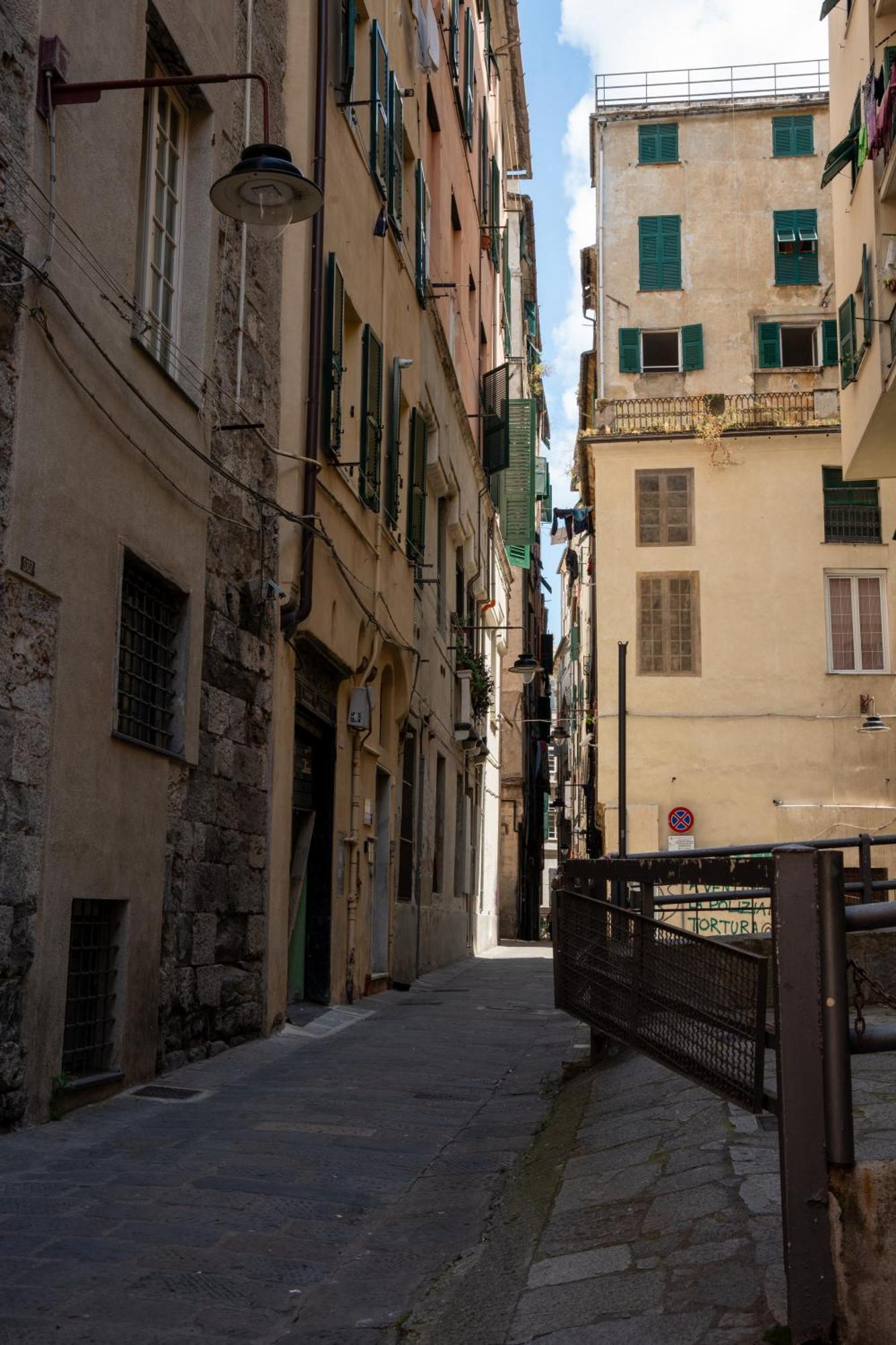 Апартаменты A Cazetta Nel Centro Storico Генуя Экстерьер фото